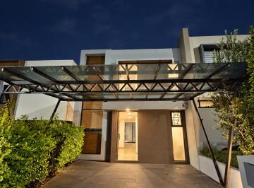 Casa de 3 habitaciones, Morelia · Casa en Renta Puerta Madero Altozano Loma de Santa María