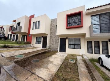 Casa · 79m² · 2 Recámaras · 1 Estacionamiento · Casa en Renta Fraccionamiento Las Terrazas Residencial