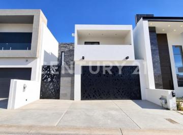Casa · 206m² · 3 Recámaras · 2 Estacionamientos · Casa en Venta en Valdivia Residencial, Chihuahua, Chih.
