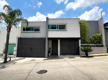 Casa de 3 habitaciones, León · Casa en Venta en Cañada del Refugio Norte
