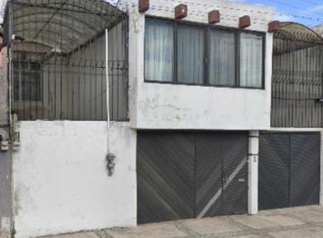 Casa de 4 habitaciones, Puebla · Venta de Casa en Jardines de San Manuel Puebla