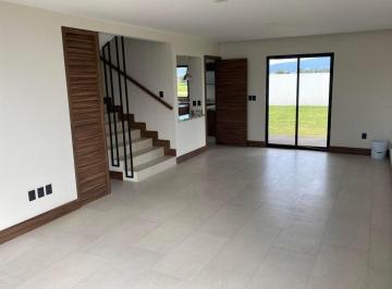 Casa · 288m² · 3 Recámaras · 2 Estacionamientos · Casa en Venta en Metepec, Llano Grande Gis 26 - 2983.