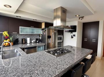 Casa en condominio de 3 habitaciones, León · Casa en Venta en Cañada del Refugio Norte