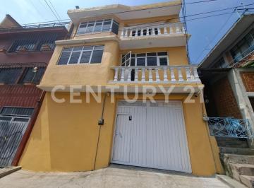 Casa · 271m² · 2 Recámaras · 2 Estacionamientos · Casa en Venta, Colonia Fuentes de Tepepan, Tlalpan, Ciudad de México.