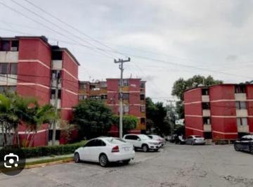 Departamento de 2 habitaciones, Cuernavaca · Departamento en Venta Jardines de Palmira Segundo Piso Renovado Totalmente 2 Recamaras