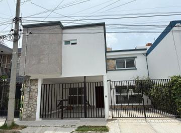 0be963e4cbcc843e73b86fd935693de674e6286e61521e0e9a7bf0db3372ec77 · Casa Remodelada en Venta o Renta en Bella Vista, Puebla