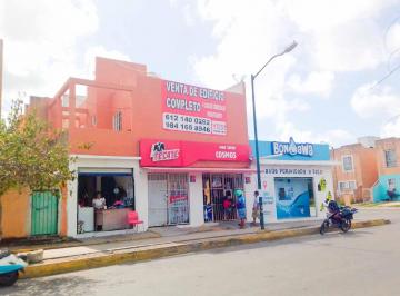 Local comercial de 2 habitaciones, Solidaridad · Edificio en Playa del Carmen: $21,500/mes en Ingresos – ¡Ideal Para Inversión!