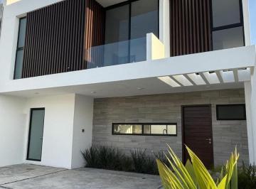 Casa · 171m² · 3 Recámaras · 2 Estacionamientos · Casa en Venta | Lomas del Dorado