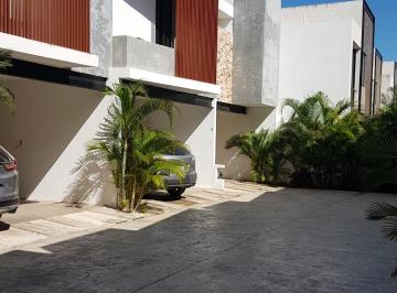 Casa en condominio de 2 habitaciones, Mérida · Casa Amueblada en Privada Exclusiva