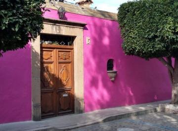 Casa de 5 habitaciones, Huichapan · Casa en Venta en Huichapan Hidalgo, con Alberca y Jardín Propio