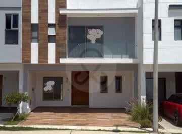 1670dc84-8f55-4520-8182-800fd2d0b011.jpg · Casa en Renta en Fraccionamiento Valle Imperial