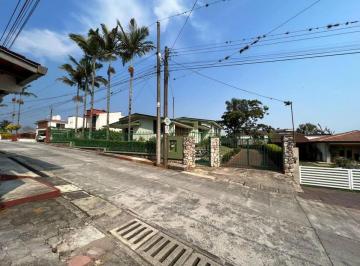 Casa de 3 habitaciones, Fortín · Casa en Venta en Fortin