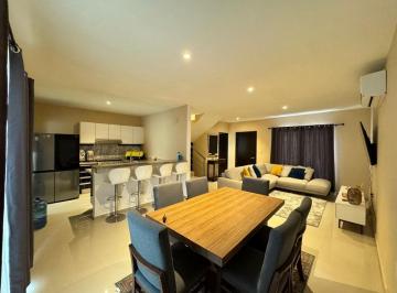 Casa de 3 habitaciones, Alvarado · Casa Amueblada y Climatizada con 3 Recámaras en Renta en Lomas de La Rioja