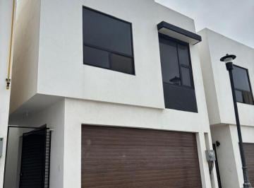 Casa de 3 habitaciones, Tijuana · Casa en Renta – San Marino