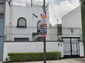 Casa de 4 habitaciones, Cuauhtémoc · Casa en Venta en Roma Sur, Cuauhtémoc, Ciudad de México.