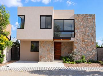 Casa de 4 habitaciones, Querétaro · Residencia de Autor con Doble Altura - La Espiga