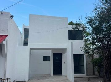 Casa de 3 habitaciones, Monterrey · Casa en Venta, Mitras Centro, Monterrey, N. L.