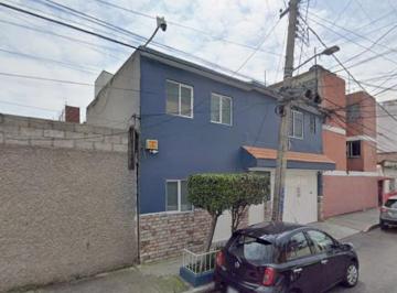 Casa de 5 habitaciones, Venustiano Carranza · Venta de Casa en Moctezuma 1ra Secc en La Venustiano Carranza An Cdmx