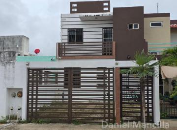 Casa · 152m² · 4 Recámaras · 2 Estacionamientos · Casa en Venta en Puerto Morelos, 4 Recámaras y 3 Baños, Villas Morelos II