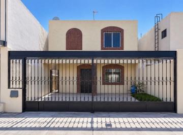 Casa de 3 habitaciones, Saltillo · Casa en Venta Balcones de La Aurora
