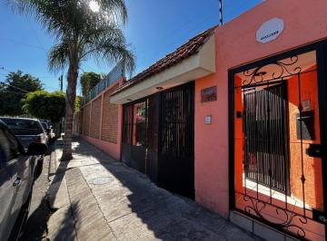 Casa · 321m² · 2 Recámaras · 1 Estacionamiento · Casa en Acatenango 132 Huentitan El Bajo