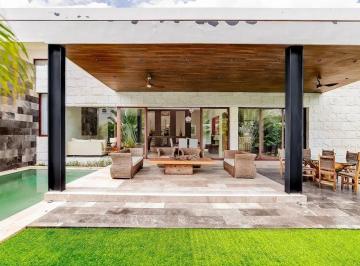 Casa de 4 habitaciones, Mérida · Casa en Venta y Renta con Piscina| 4 Recámaras| 600 M&sup2;| Yucatán Country Club