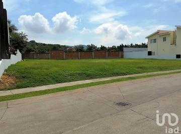 Terreno / Lote · 704m² · Magnífico Terreno en Venta, Paraíso Country Club