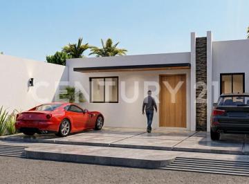 Casa · 108m² · 2 Recámaras · 2 Estacionamientos · Casa en Venta en Col. Emiliano Zapata, Tecoman, Colima