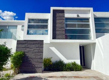 Casa de 4 habitaciones, Aguascalientes · Casas en Venta en Aguascalientes Norte en Nura Residencial Super Funcional