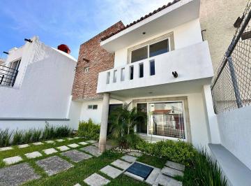 Casa · 191m² · 4 Recámaras · 2 Estacionamientos · Casa en Renta en Milenio III 4 Recamaras Jardín Cerca Colegios B Quintana Centro Sur