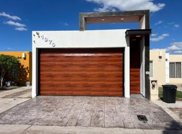 Casa de 2 habitaciones, Ahome · Casa en Fracc Real del Valle en Semi Privada con Parque Al Frente