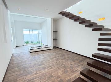 Casa de 3 habitaciones, Corregidora · Casa en Renta en Cañadas del Lago Corregidora Queretaro