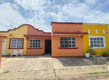 Casa de 3 habitaciones, Coatzacoalcos · Vendo Casa Dentro de Una Privada en Cd Olmeca Lado Playa
