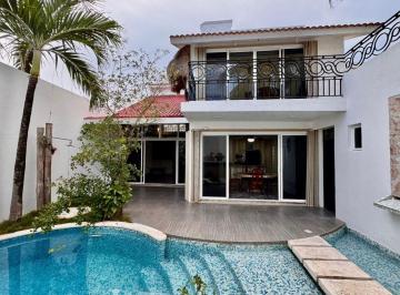 Casa de 3 habitaciones, Cozumel · Casa con Alberca Privada, Estudio, Terraza, Dos Niveles, en Venta