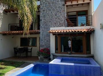 Casa de 4 habitaciones, Cuernavaca · Venta $5´590,000 Loma Bonitatzompantle