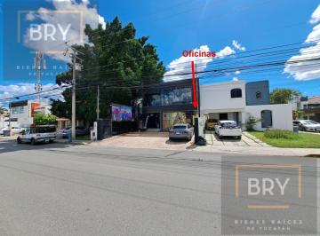 Oficina · 257m² · 5 Recámaras · 1 Estacionamiento · Se Rentan Oficinas de 250 m² Sobre La Av Cámara de Comercio, Fracc. Monterreal.