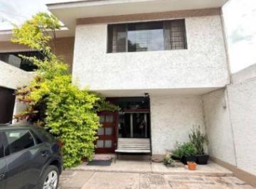 Casa · 4 Recámaras · 2 Estacionamientos · Casa en Venta - Carretas Qro. - (4)