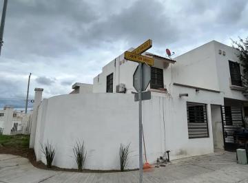 1 · Casa en Renta Mitras Poniente
