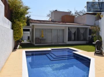 Casa · 281m² · 3 Recámaras · 4 Estacionamientos · Casa en Venta Jardines de Cuernavaca