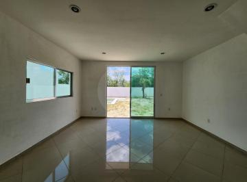 Casa · 261m² · 3 Recámaras · 2 Estacionamientos · Casa en Venta en Pueblo Dzitya
