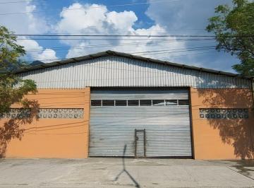 Bodega comercial · 540m² · Renta Bodega de 700 m² - Antiguo Camino a Villa de Santiago Col. La Estanzuela en Monterrey