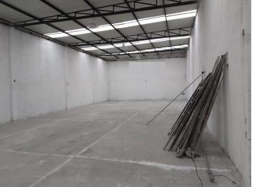 N/A · Bodega con Oficinas en Venta en Casa Blanca, Qro