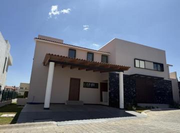 Casa de 4 habitaciones, Lerma · Casa Nueva en Venta Club de Golf Los Encinos