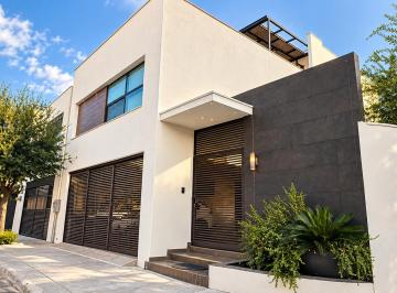 Casa de 4 habitaciones, San Nicolás de los Garza · Casa Vivenza