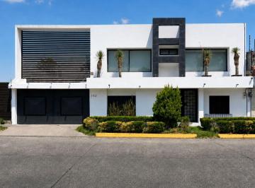 Casa de 3 habitaciones, Naucalpan de Juárez · Casa de 345 m² con 3 Recámaras y 6 Lugares de Estacionamiento en Venta en La Florida, Naucalpan