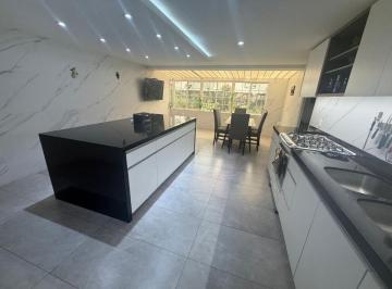 Casa de 4 habitaciones, Atizapán de Zaragoza · Golf Hacienda: Casa con Habitación Planta Baja