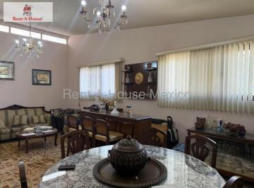 Casa · 199m² · 3 Recámaras · 5 Estacionamientos · Casa en Venta en Venustiano Carranza, Federal Gis 27 - 1197.