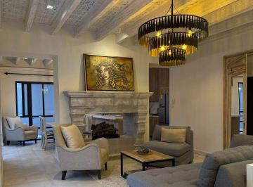 26e154a92e5fa76549358c712cca271ec7fe73c0a33fcce9d2ae538e7ea48243 · Casa de en Venta en San Miguel de Allende Cerca del Centro y del Parque Juárez