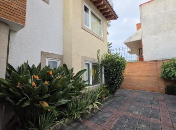 Casa · 260m² · 3 Recámaras · 2 Estacionamientos · Viena Estupenda Casa Col. del Carmen Coyoacan