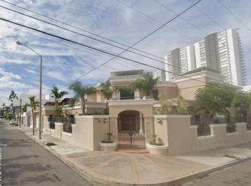 Casa de 6 habitaciones, Mazatlán · Preciosa Casa en Venta de Remate con Alberca en Mazatlan Sinaloa